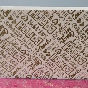 Coach Logo Box